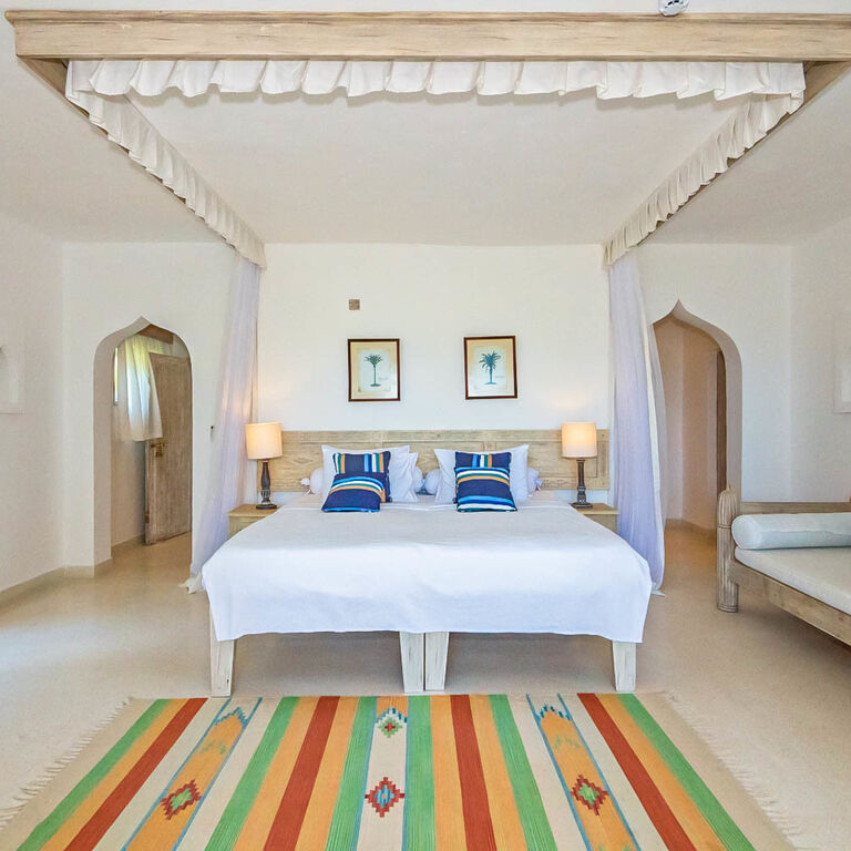 Luxury Three-bedroom Ocean Lodge