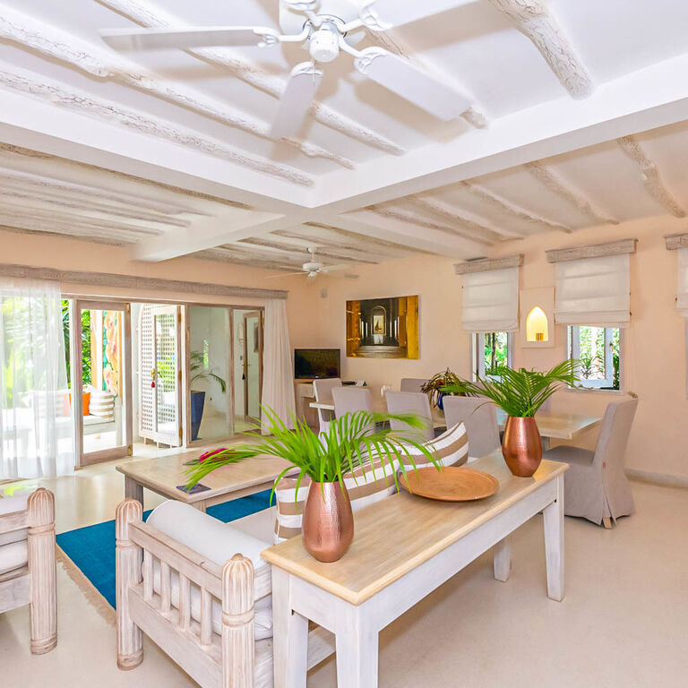 Luxury Four-bedroom Villa